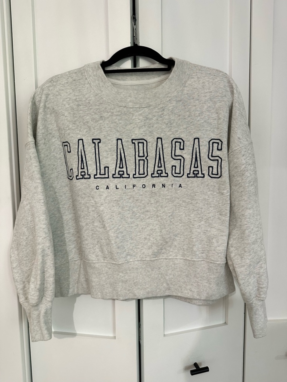 Abercrombie & Fitch Light Gray Calabasas Crewneck Sweatshirt